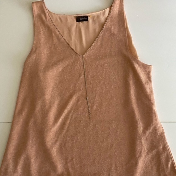NWOT Crosby sleeveless top - Picture 3 of 8